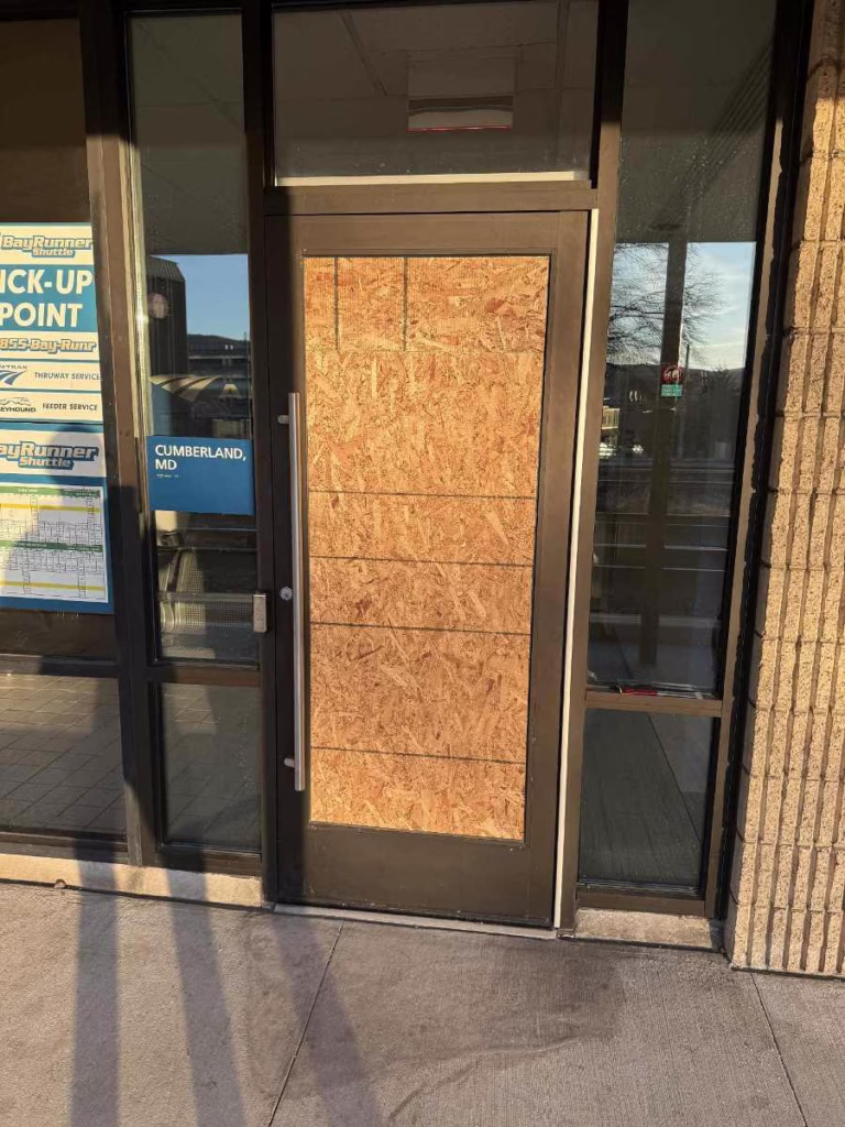 Emergency Board Up Rockville MD 24/7 same day  Break In Incident Burglary Storefront Window Door Commercial Residential Express Glass Repair

Rockville MD Main Neighborhood

Rockville Pike (MD‑355) | Hungerford Drive (MD‑355 segment) | Beall Avenue | East Middle Lane & East Montgomery Avenue | West Montgomery Avenue (MD‑28) | Gude Drive | Research Boulevard

Rockville MD Zip Code

Zip Code 22304 | | Zip Code 22314 | Zip Code 22311 | Zip Code 22305 | Zip Code 22302 | Zip Code 22301 | Zip Code | Zip Code 22336 | Zip Code 22321 | Zip Code 22350 | Zip Code 22332 | Zip Code 22331 | Zip Code 22313 | Zip Code 22320 | Zip Code 22334 | Zip Code 22333