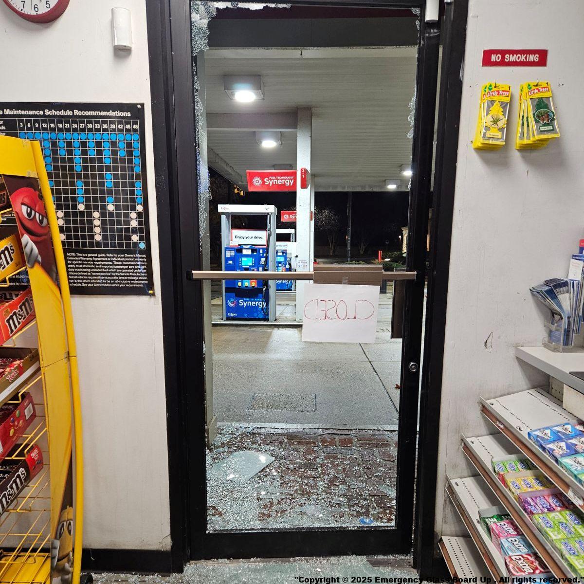 Emergency Board Up Springfield Virginia Storefront Window Door Glass Replacement Break in Accident Incident Commercial Residential House