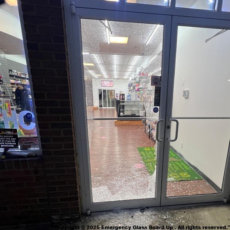 Emergency Board Up Gainesville Break In Incident Burglary Storefront Window Door Commercial Residential Expedited Glass Repair